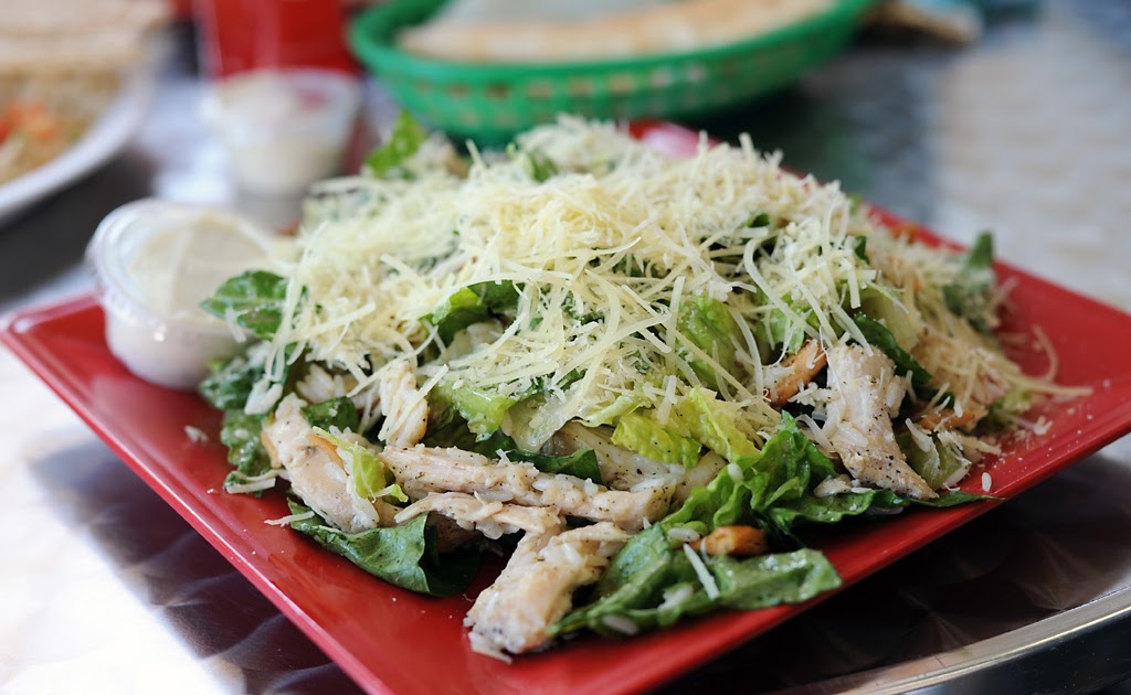 Random Meal Of The Day: Chicken Maison Maison Special Salad